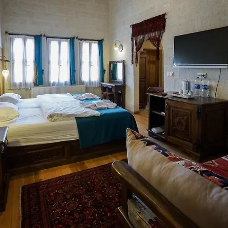 Yoruk Stone House * 아바노스